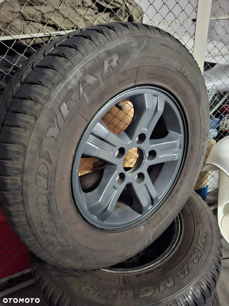 Kia Sorento 3.5 V6 - 23