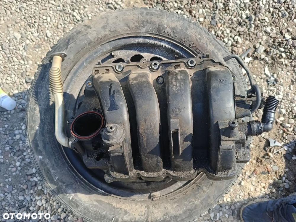 KOLEKTOR SSĄCY VW  TOURAN 1.6 FSI 03C129711D - 1