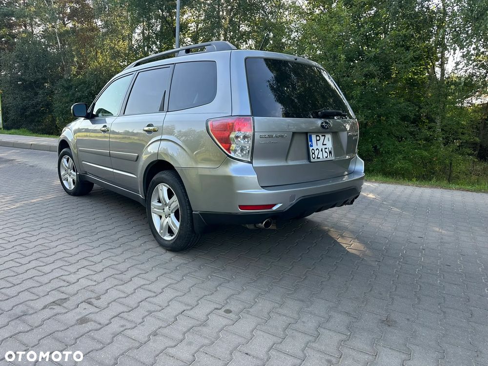 Subaru Forester 2.5 X Limited - 4