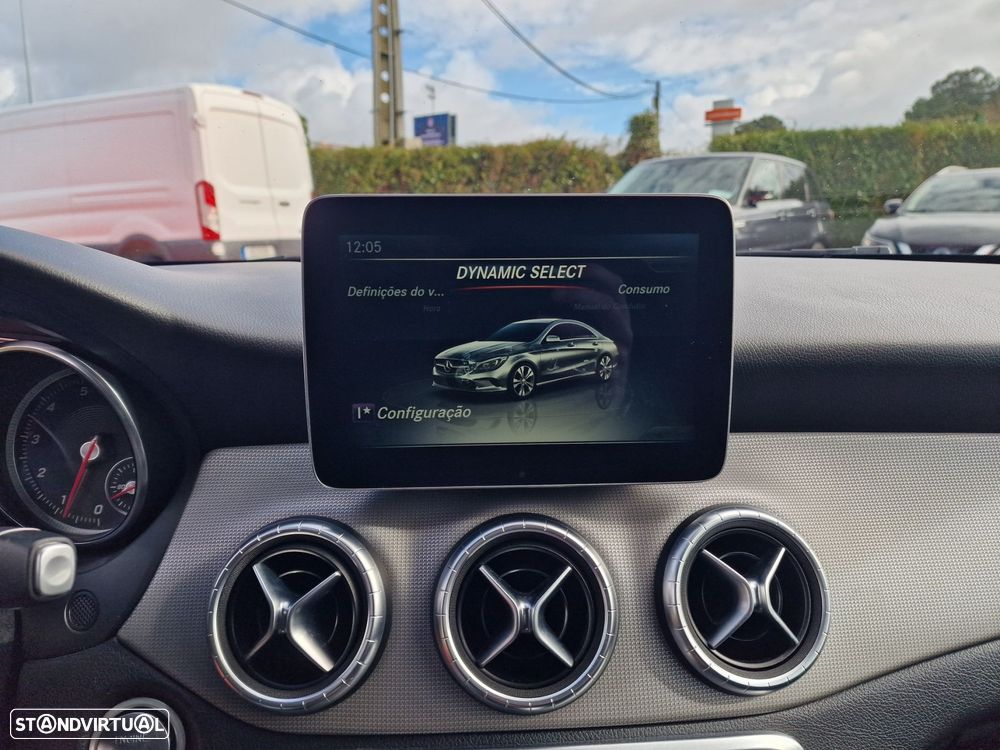 Mercedes-Benz CLA 200 Urban Aut. - 35