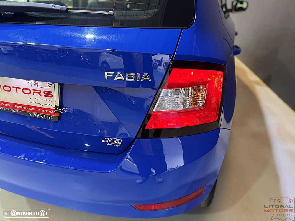 Skoda Fabia 1.0 Active Plus - 11