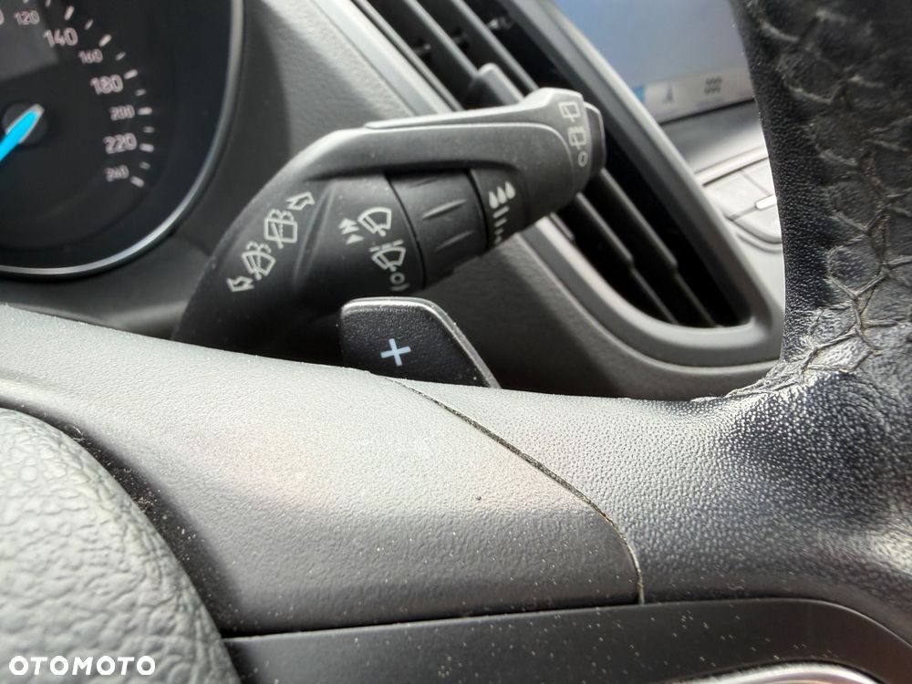 Ford Kuga 2.0 EcoBlue 4x4 TITANIUM - 32
