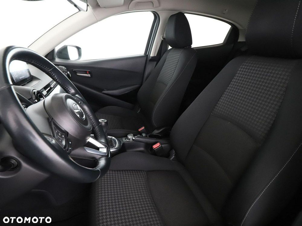 Mazda 2 1.5 Skygo - 13