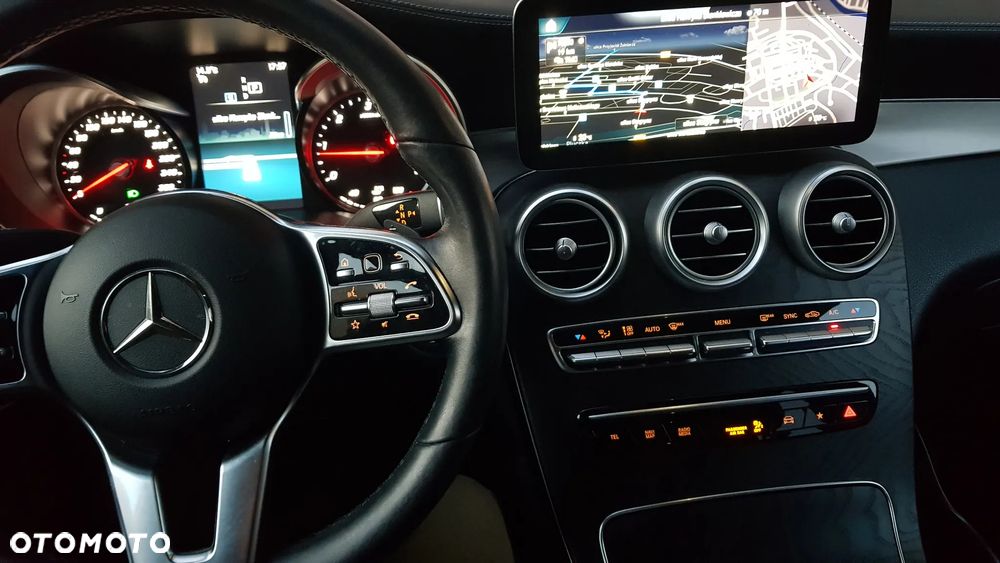 Mercedes-Benz GLC 200 d 4Matic 9G-TRONIC - 34