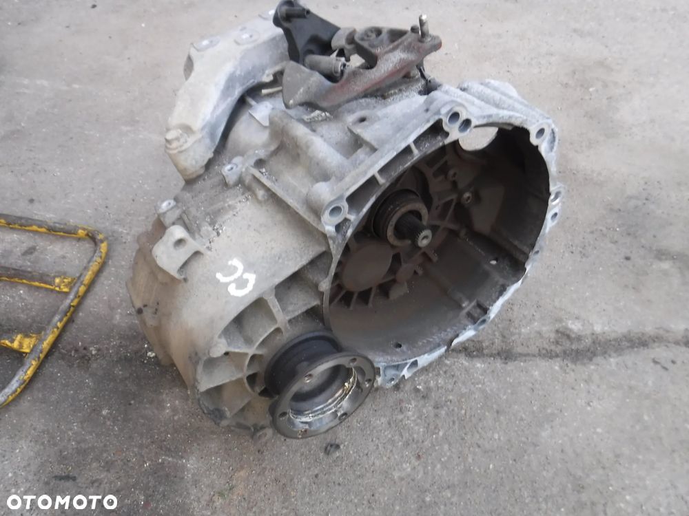 Vw Skoda Audi Seat 2.0 TDI Tiguan Passat B7 CC Superb Golf VII   start stop Skrzynia NGD 6 biegow - 1