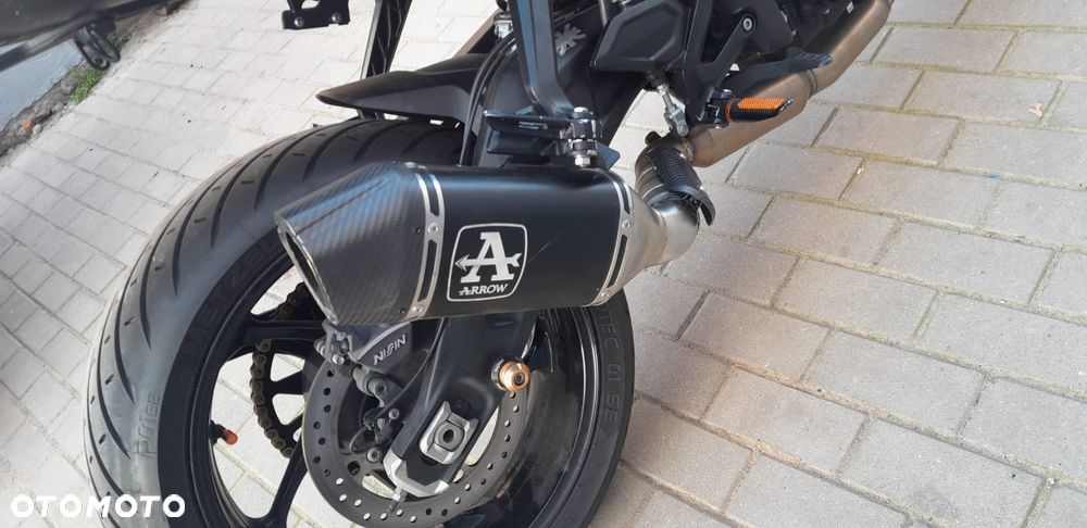 Triumph Trident - 8