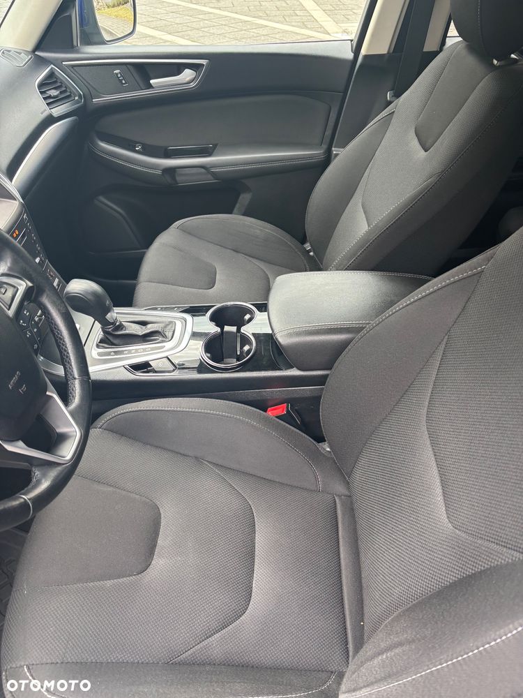 Ford S-Max - 10