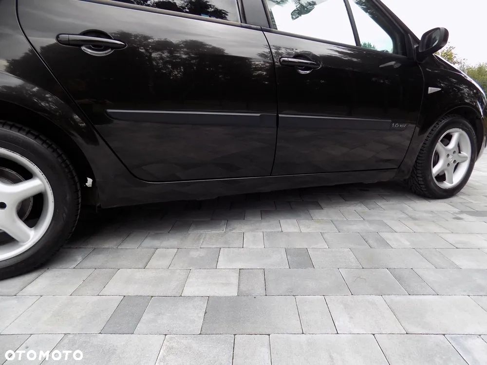 Renault Scenic 1.6 16V Avantage - 39