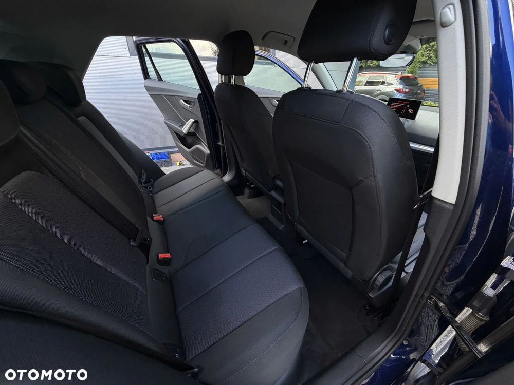 Audi Q2 - 18