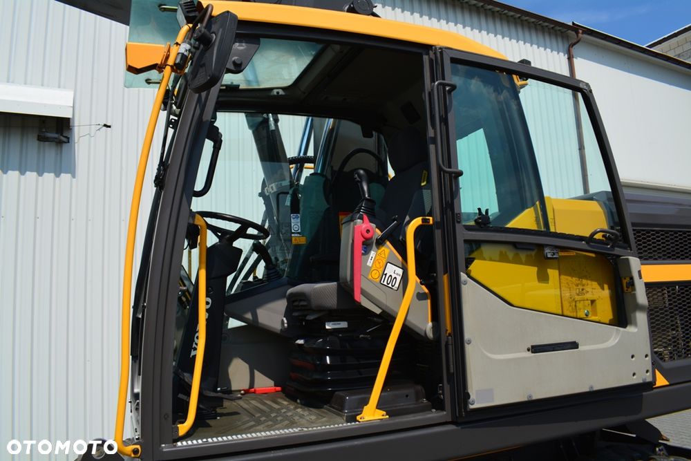 Volvo VOLVO EW160E SUPER STAN z osprzętem - 23