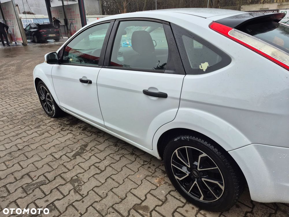 Ford Focus 1.6 TDCi Trend - 5