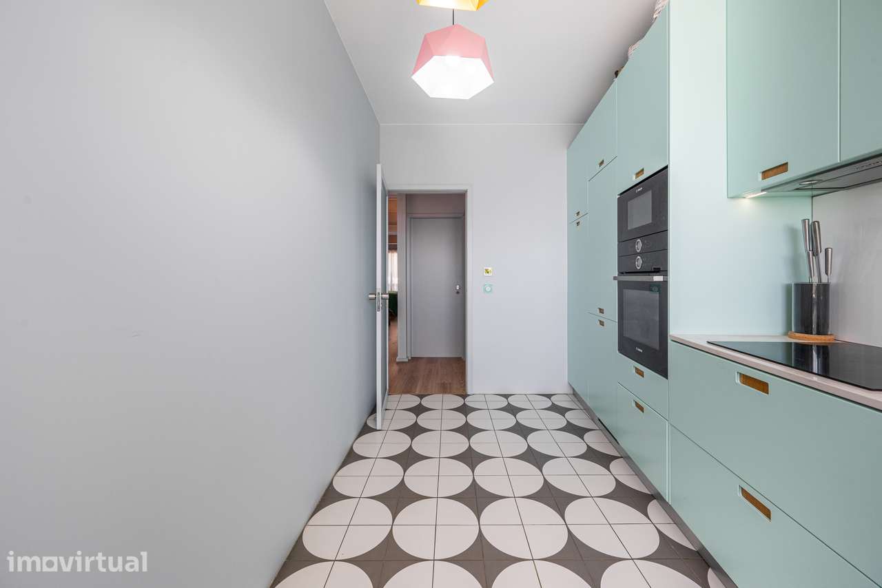 Apartamento T2+1 · Praia da Luz · Frente ao Mar · Foz do Douro - Grande imagem: 4/24