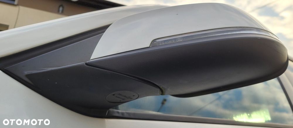 LUSTERKO LEWE BMW X1 E84 300 ALPINWEISS 6 PIN LIFT ANGIELSKIE C82 - 2