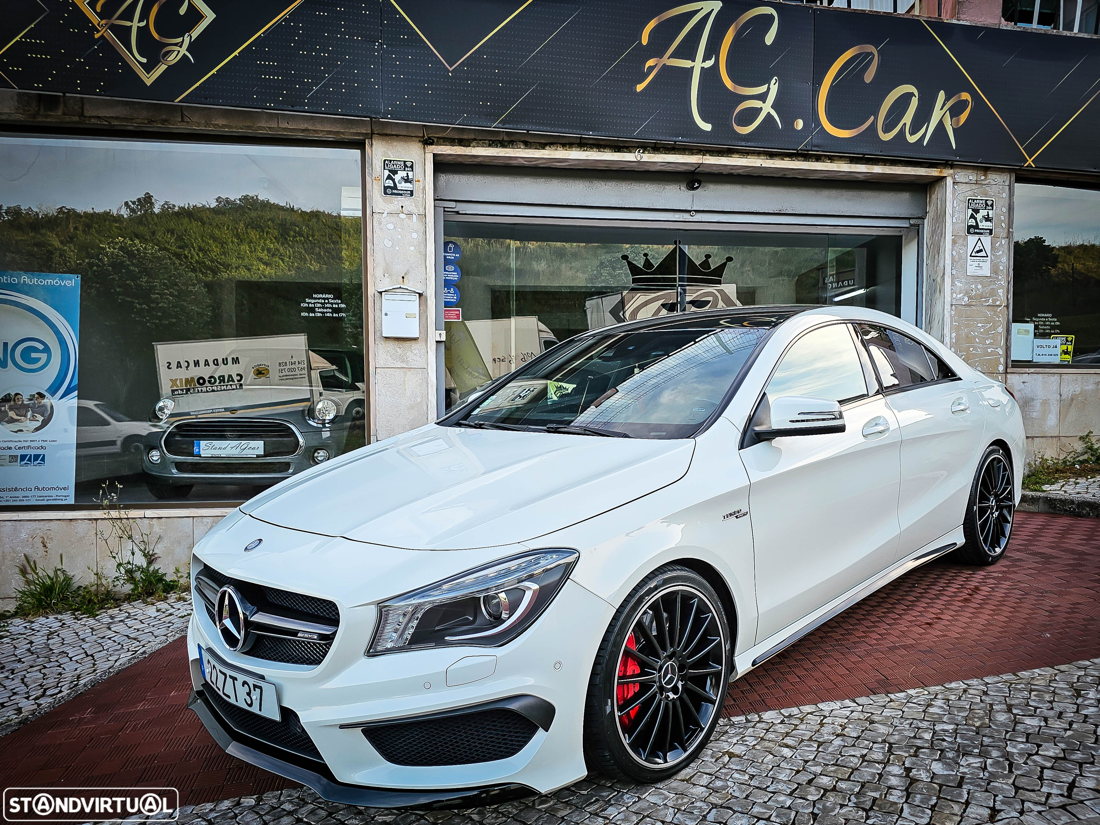 Mercedes-Benz CLA 45 AMG 4Matic 7G-DCT - 2