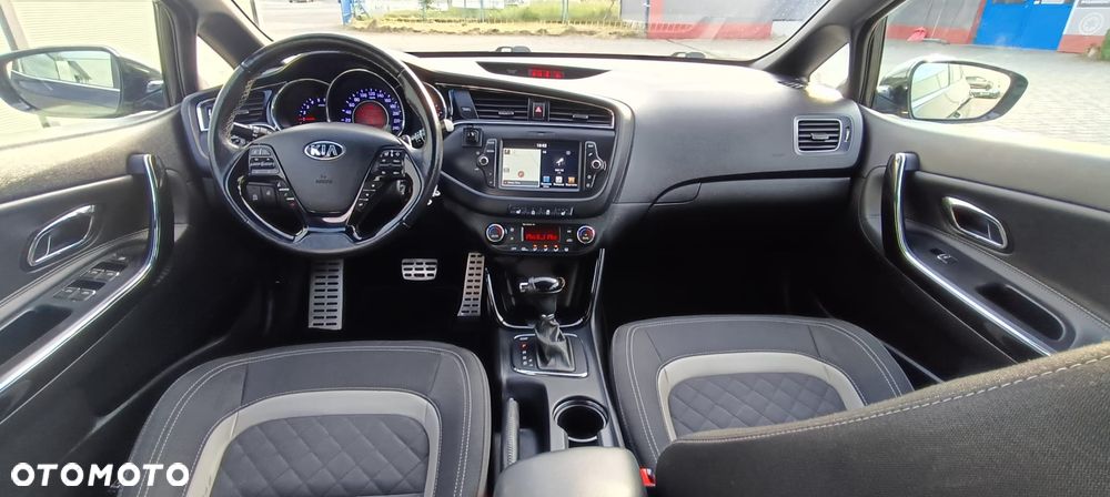 Kia Ceed 1.6 CRDi 136 DCT ISG GT Line - 28