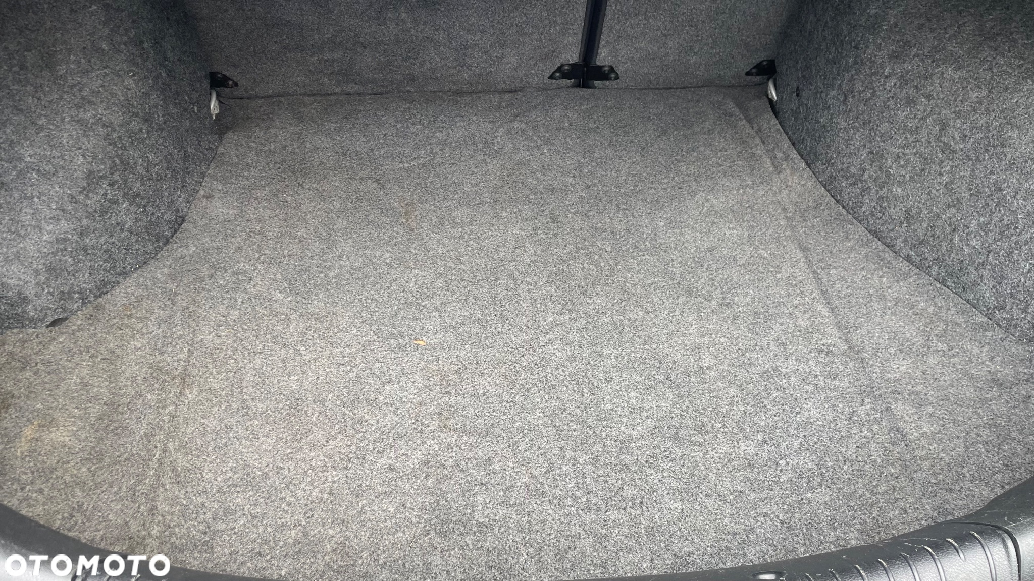Ford Mondeo 1.8 Ghia - 25