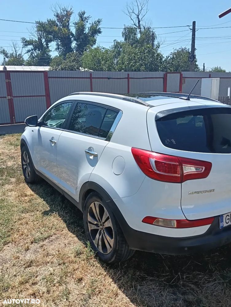 Kia Sportage 2.0 DSL MT 4x4 PREMIUM - 5