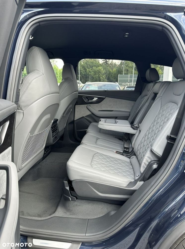Audi Q7 - 24