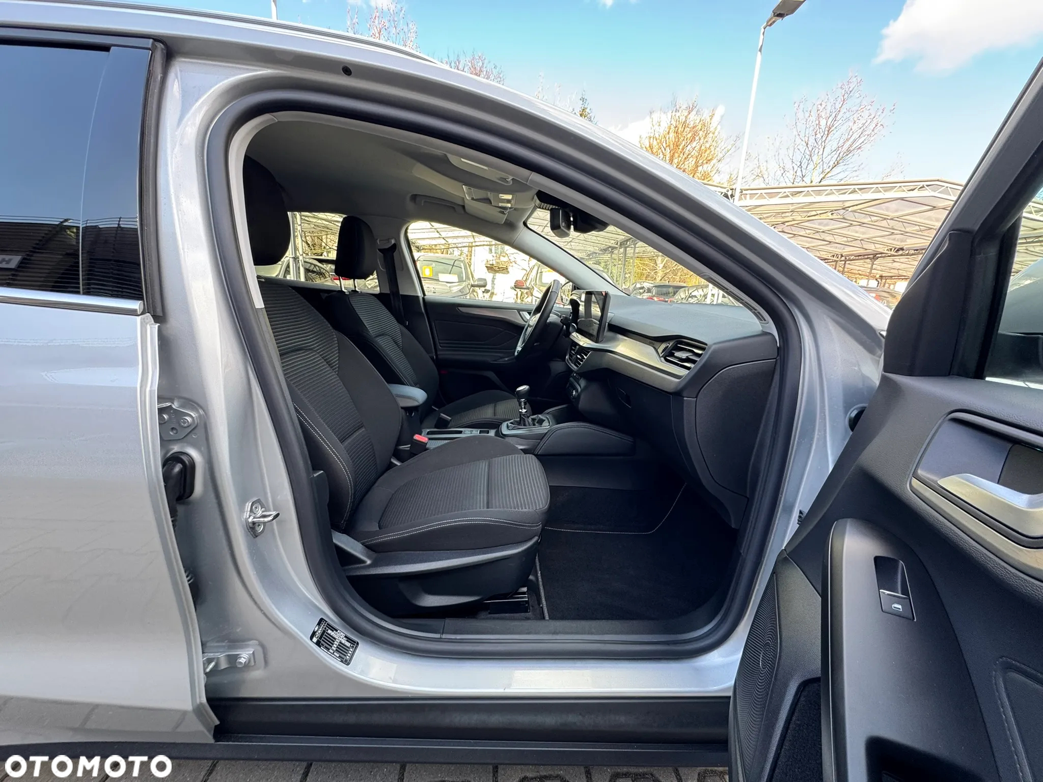 Ford Focus 1.0 EcoBoost Titanium X - 22