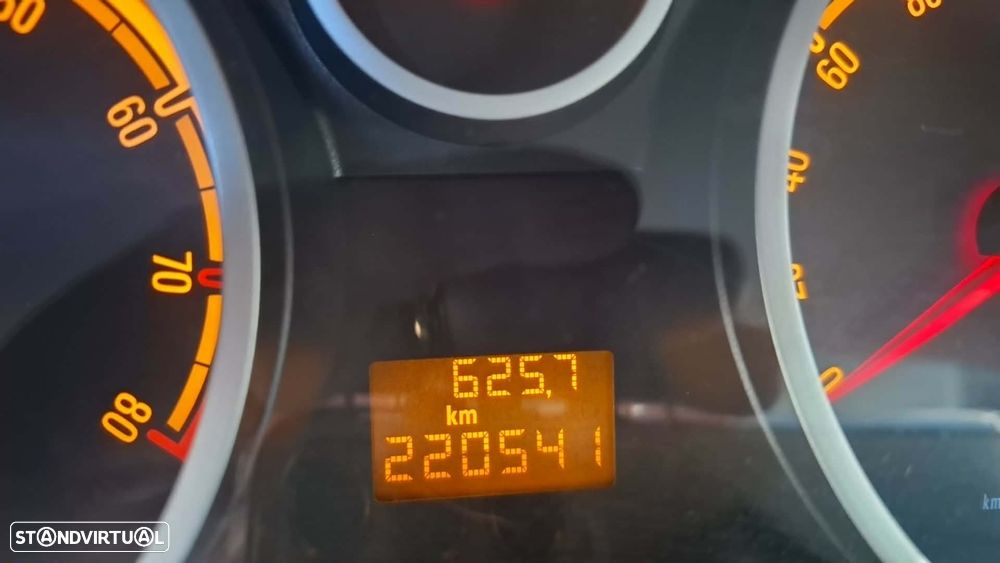 Opel Corsa 1.2 16V Enjoy - 15