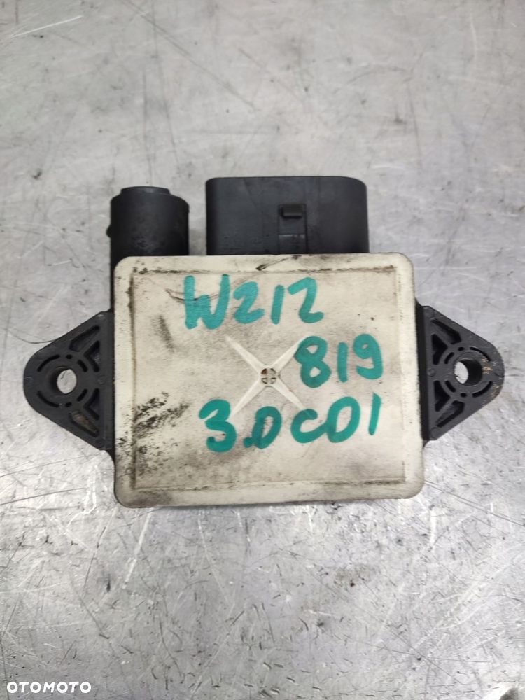 MERCEDES E KLASA W212 3.0 CDI STEROWNIK ŚWIEC ŻAROWYCH E2110021047 - 4