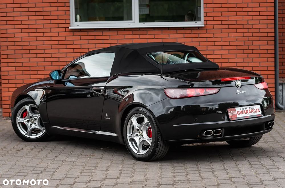 Alfa Romeo Spider 2.2JTS 16V Exclusive - 24