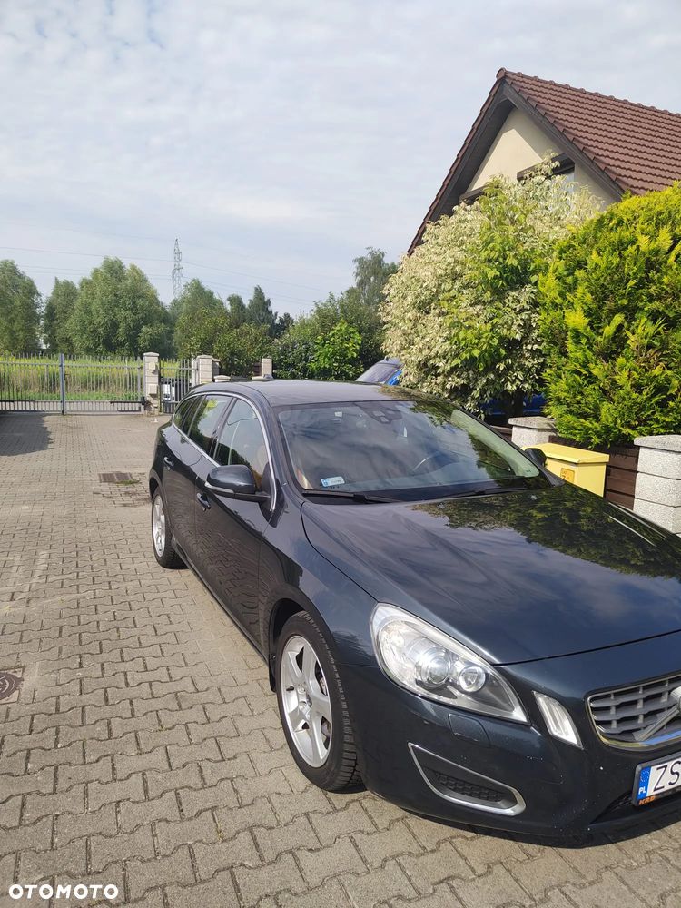 Volvo V60 - 10