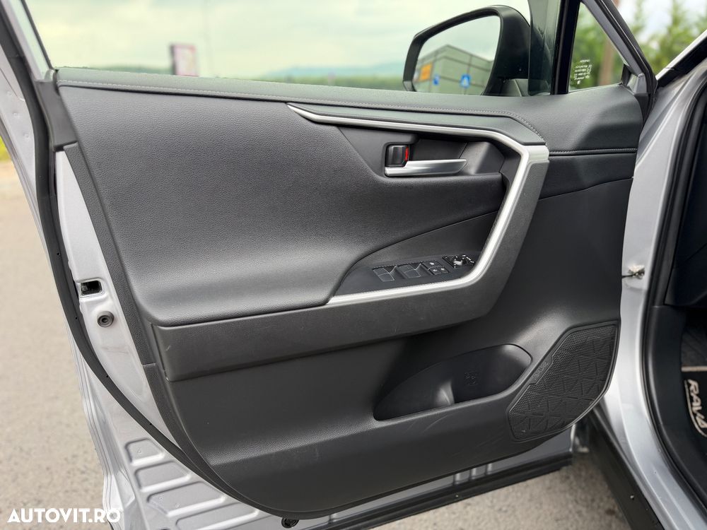 Toyota RAV4 - 21