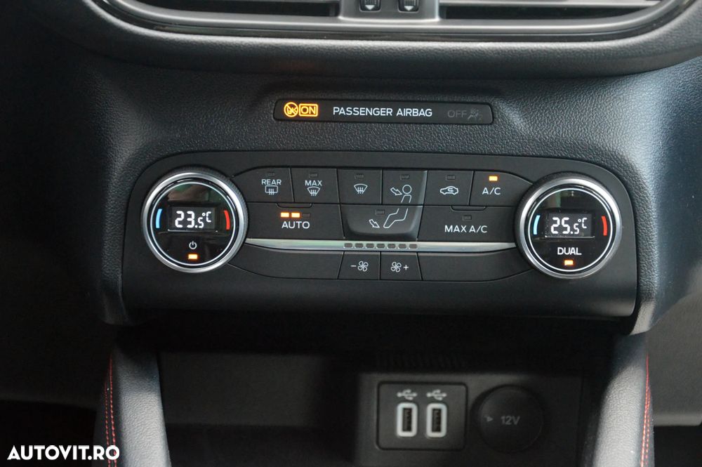 Ford Kuga 1.5 EcoBlue Aut. ST-LINE - 29