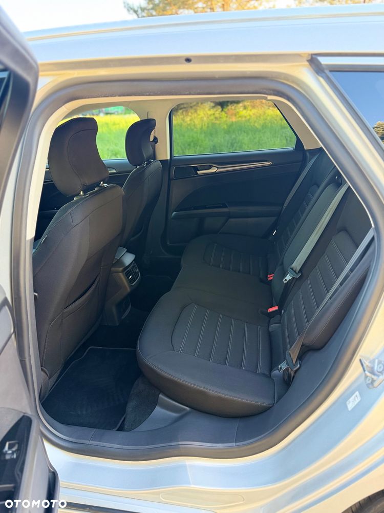 Ford Mondeo 2.0 EcoBlue Titanium - 19