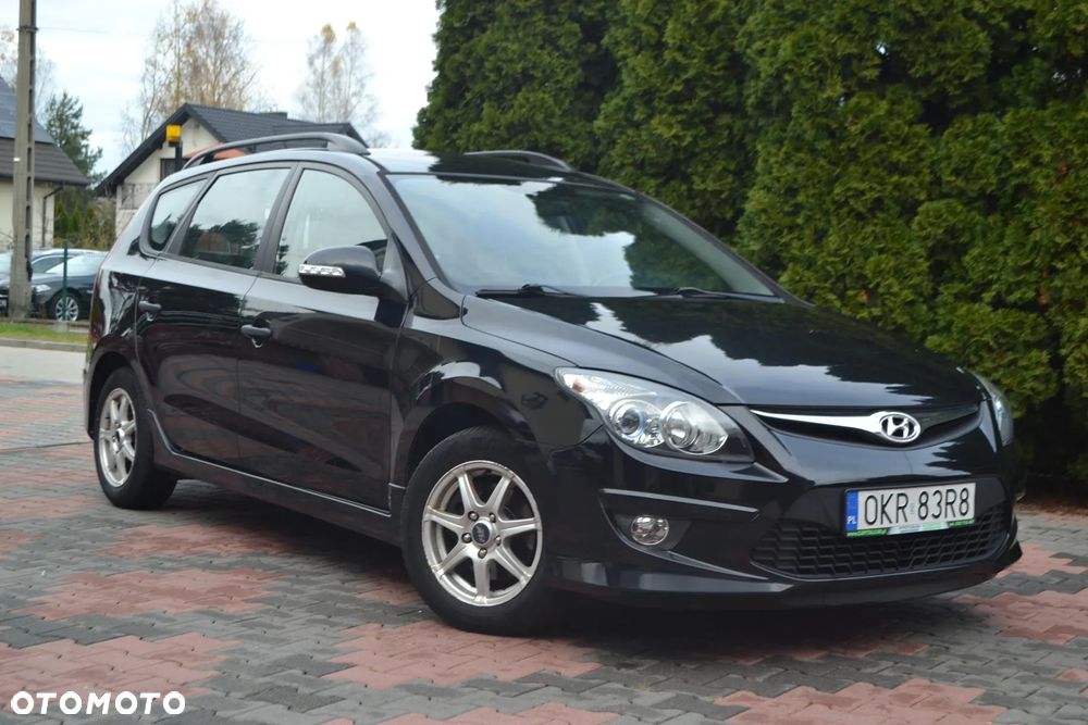 Hyundai i30 i30cw 1.6 CRDi UEFA EURO 2012 Edition - 2