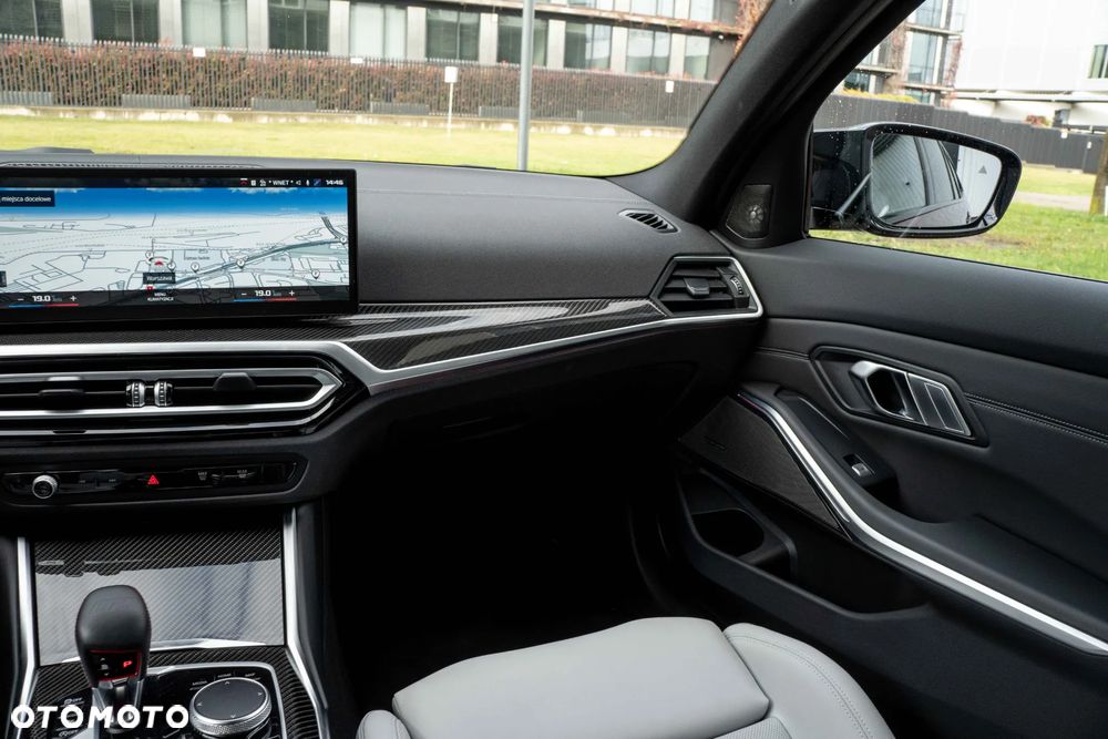 BMW M3 Competition M xDrive - 26