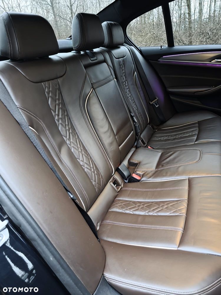 BMW Seria 5 520d M Sport Edition - 13