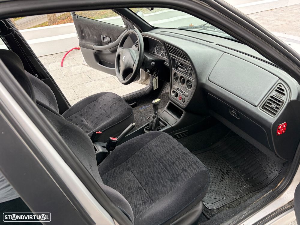Peugeot 306 Break 1.4 Premium - 18