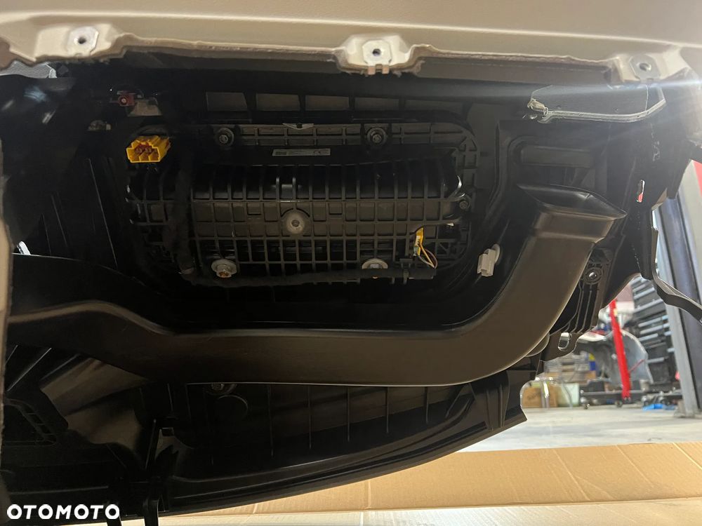 VOLVO XC60 II DESKA ROZDZIELCZA KOKPIT head up oryginał - 3