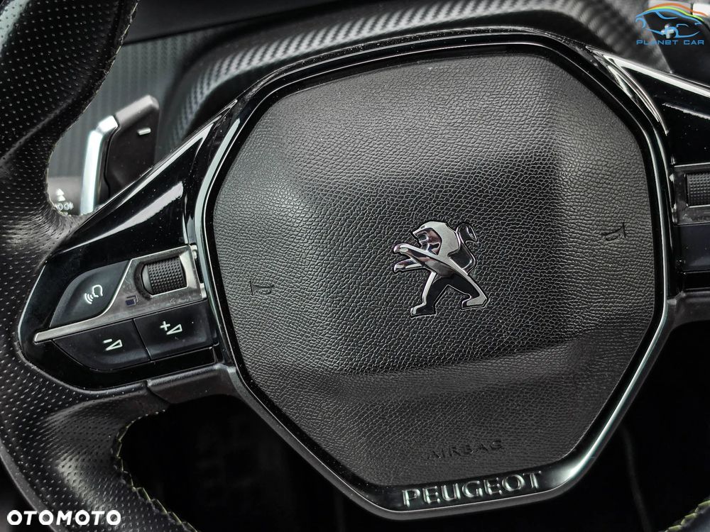 Peugeot 2008 BlueHDi 130 EAT8 GT - 26