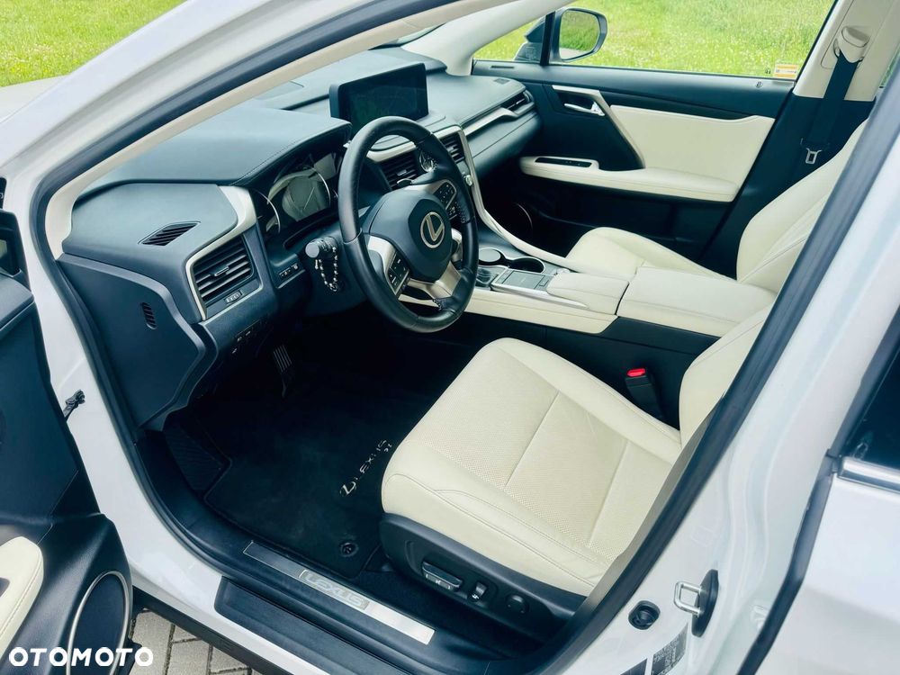 Lexus RX - 5