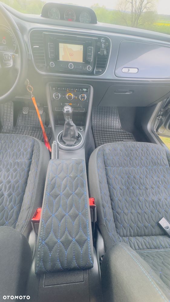 Volkswagen Beetle 1.2 TSI - 12