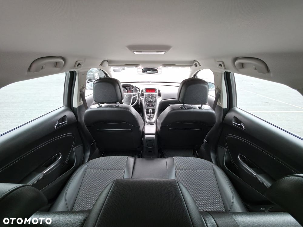 Opel Astra 1.6 Turbo Edition Sport - 11