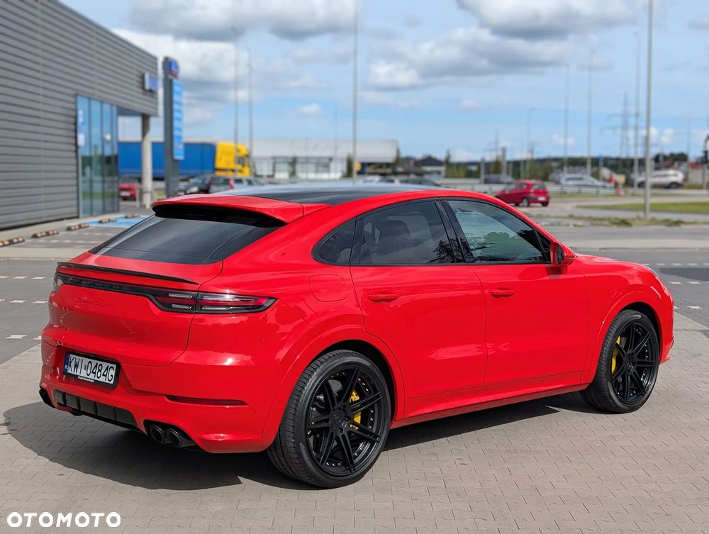 Porsche Cayenne - 4