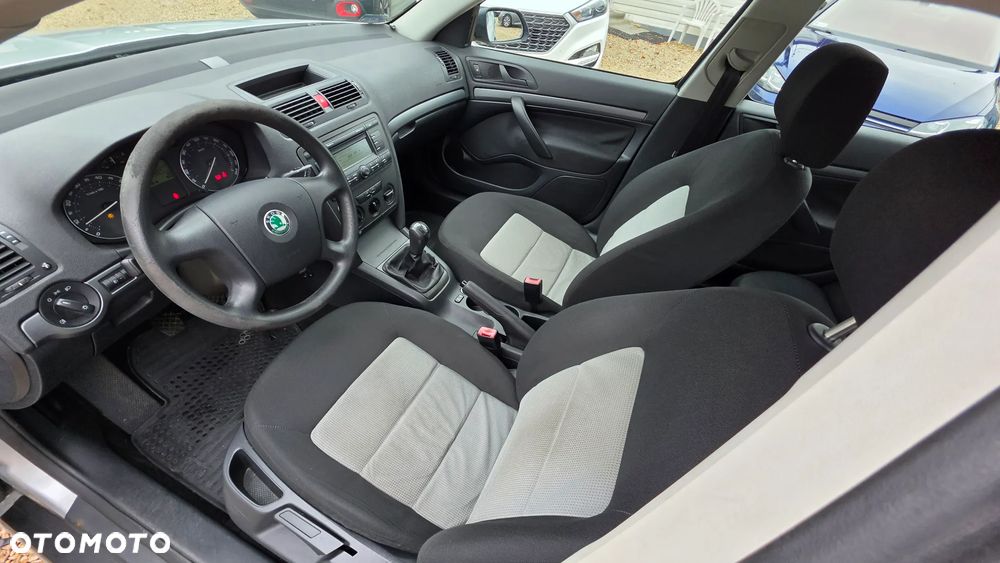 Skoda Octavia 1.6 Mint - 21