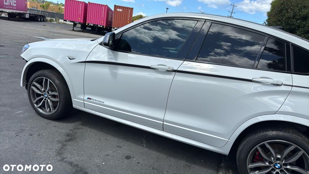 BMW X4 - 29