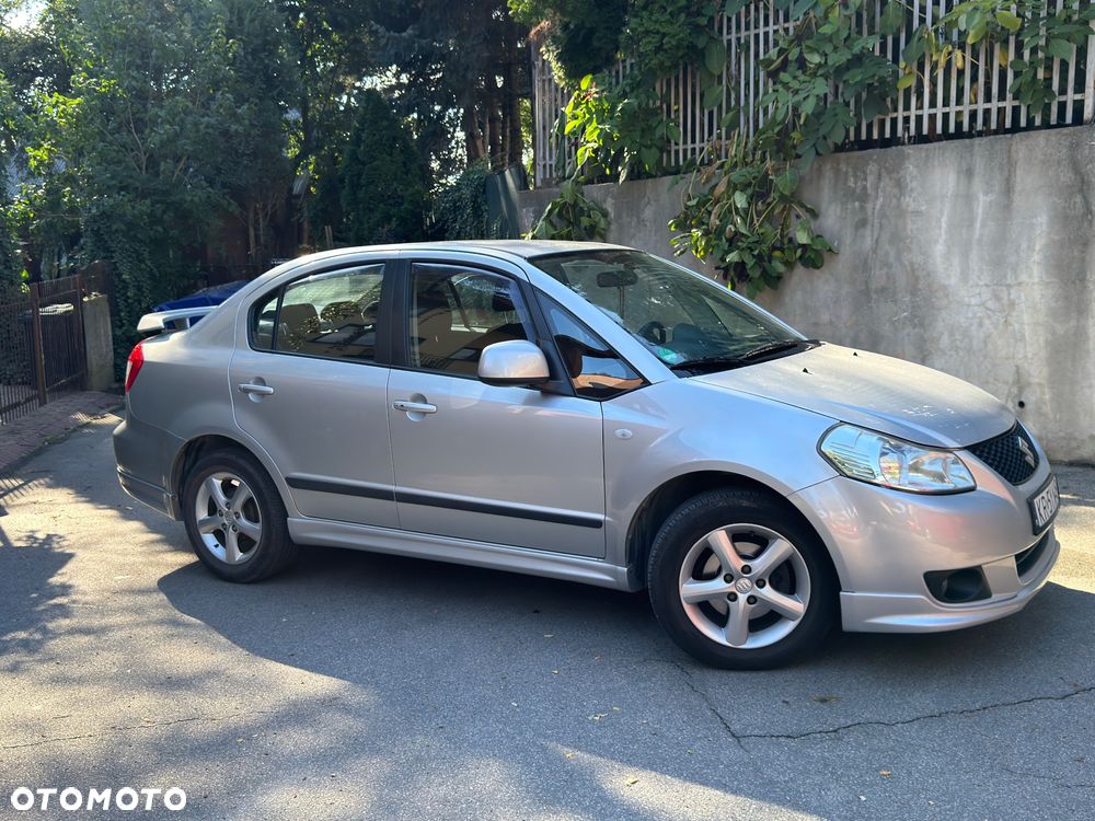 Suzuki SX4 - 5