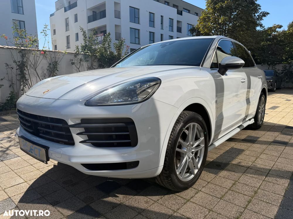 Porsche Cayenne Standard - 4