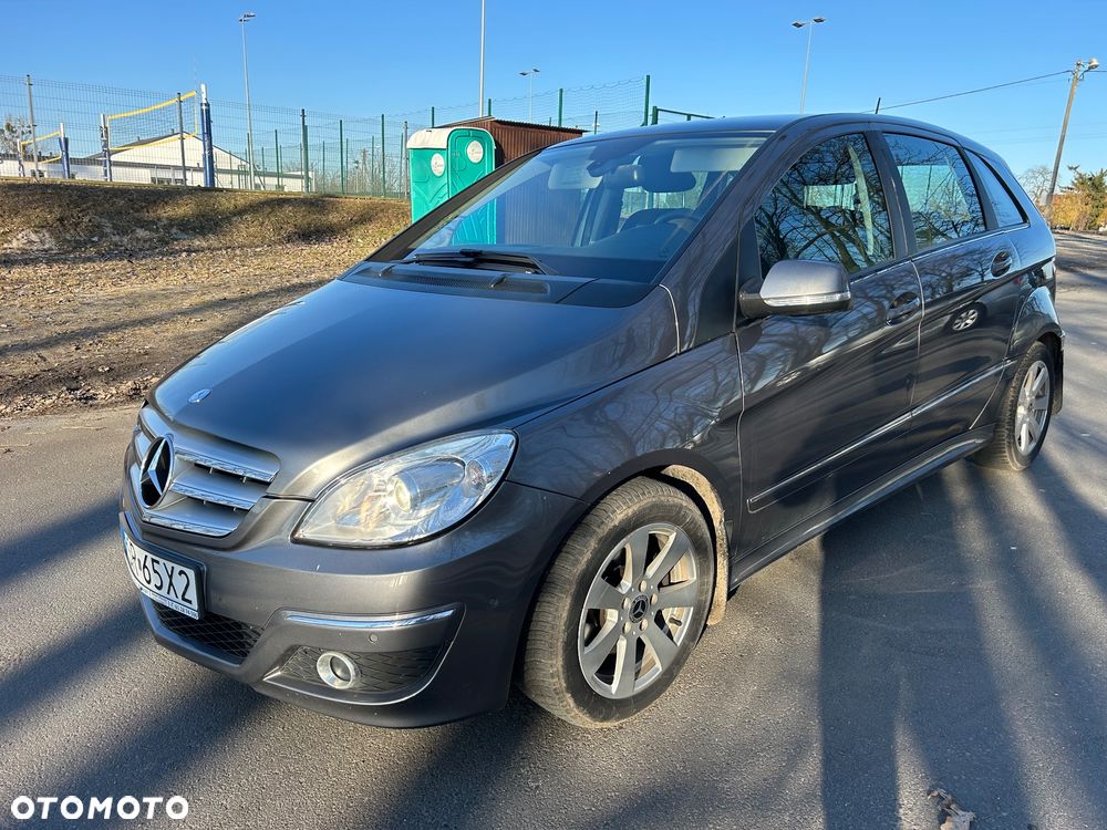Mercedes-Benz Klasa B 180 CDI DPF Autotronic Special Edition - 2