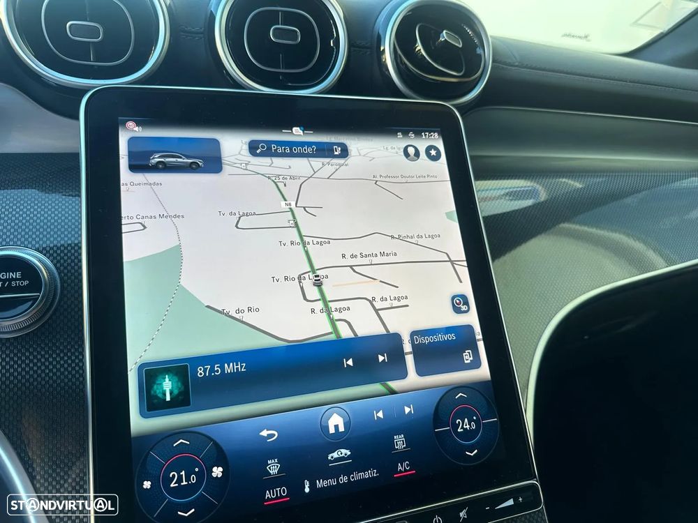 Mercedes-Benz GLC 300 e 4Matic - 12