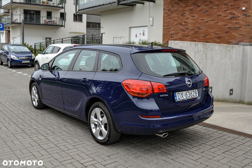 Opel Astra - 3
