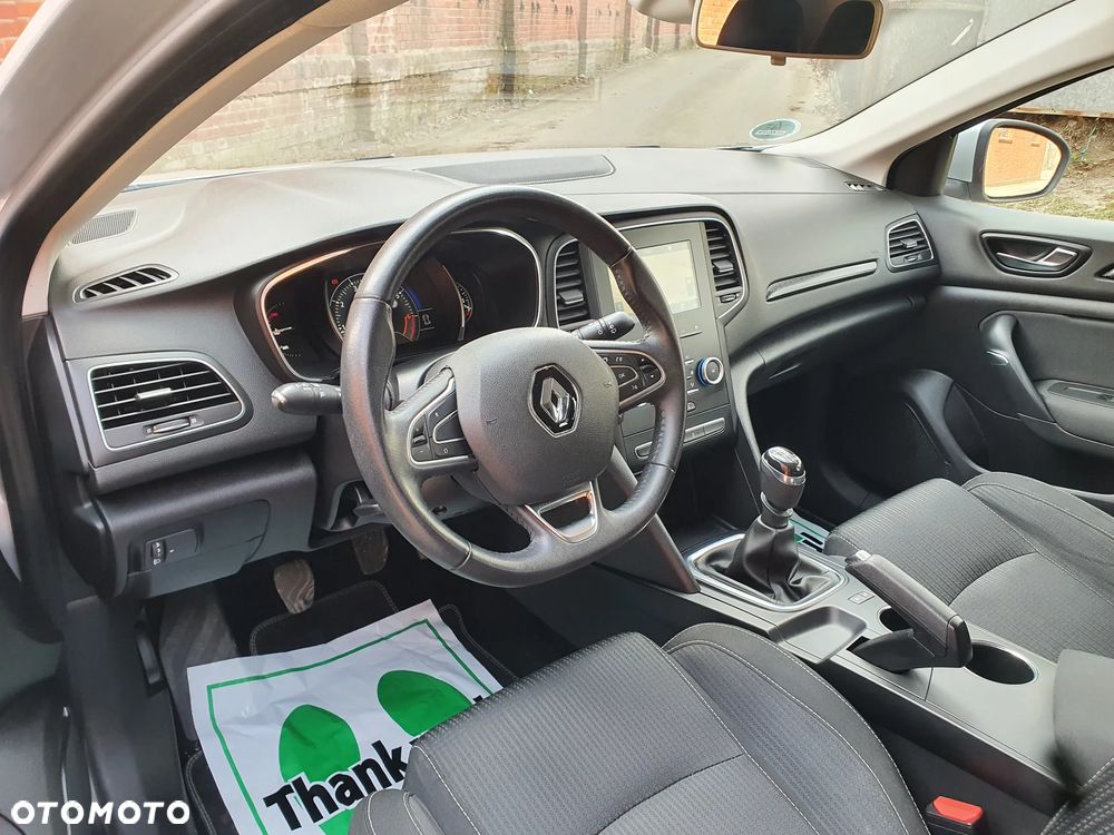 Renault Megane ENERGY TCe 100 INTENS - 11