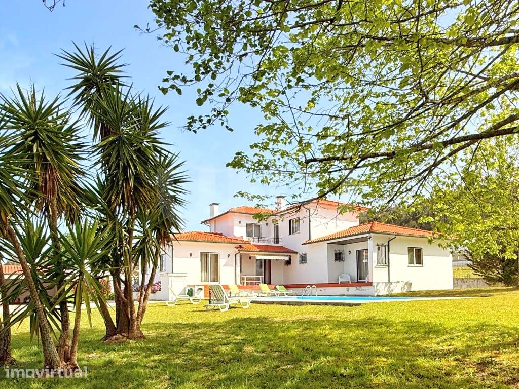 Moradia T4 com Piscina e 2 106m2 de Terreno em Caminha - Espaço e P... - Grande imagem: 4/57