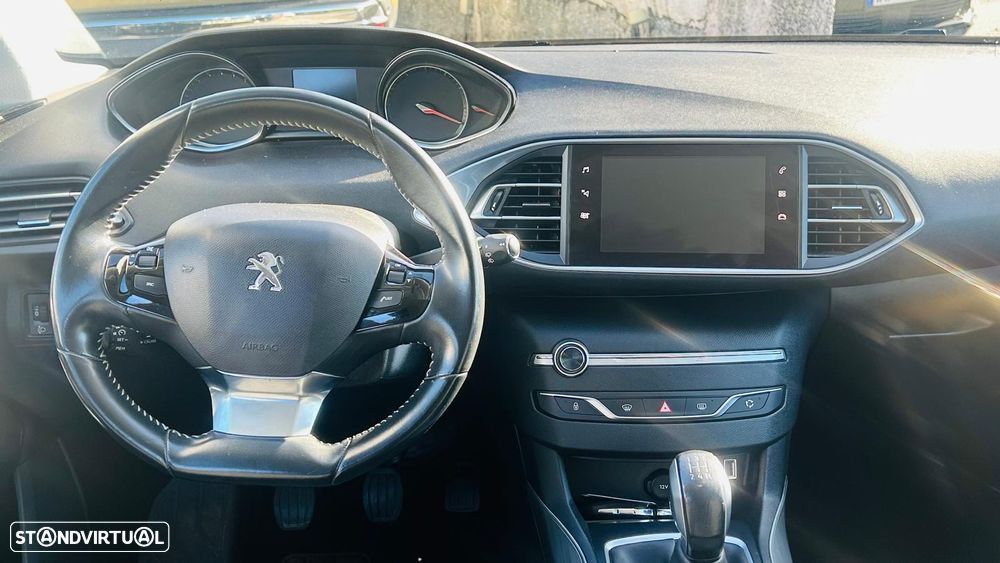 Peugeot 308 PureTech 110 Stop & Start Allure - 12